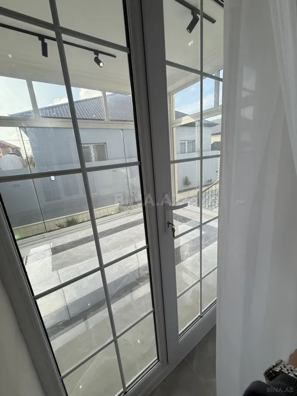 Satılır 4 otaqlı həyət evi 130 m²