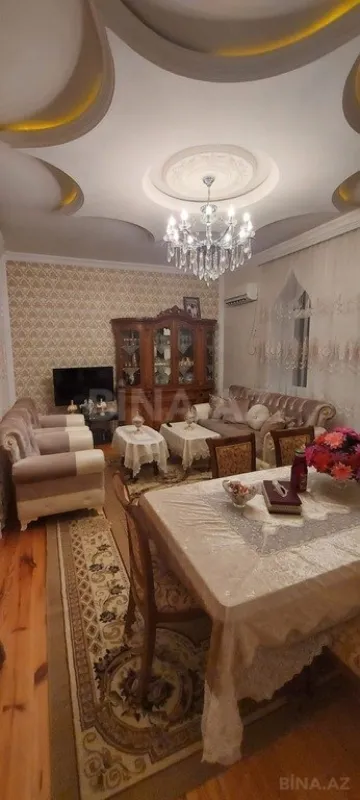 Satılır 5 otaqlı həyət evi 180 m²