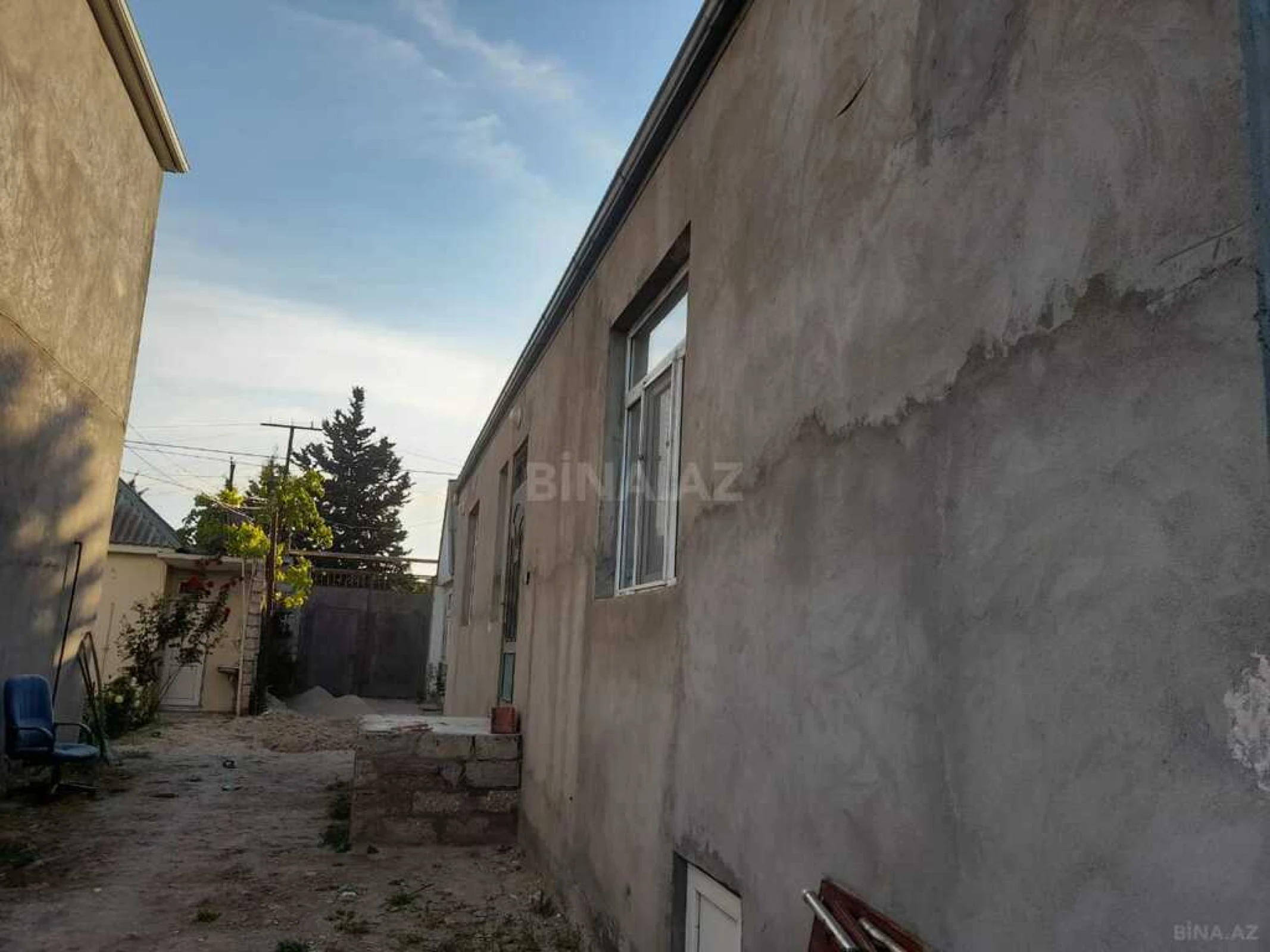 Satılır 6 otaqlı həyət evi 220 m²