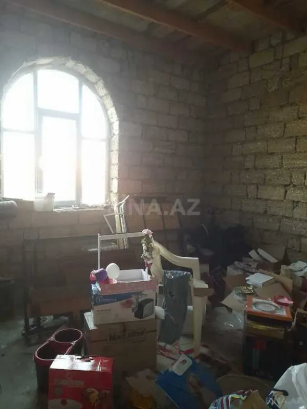 Satılır 6 otaqlı həyət evi 220 m²