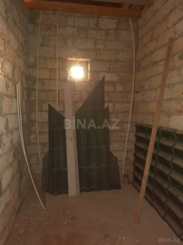 Satılır 6 otaqlı həyət evi 220 m²