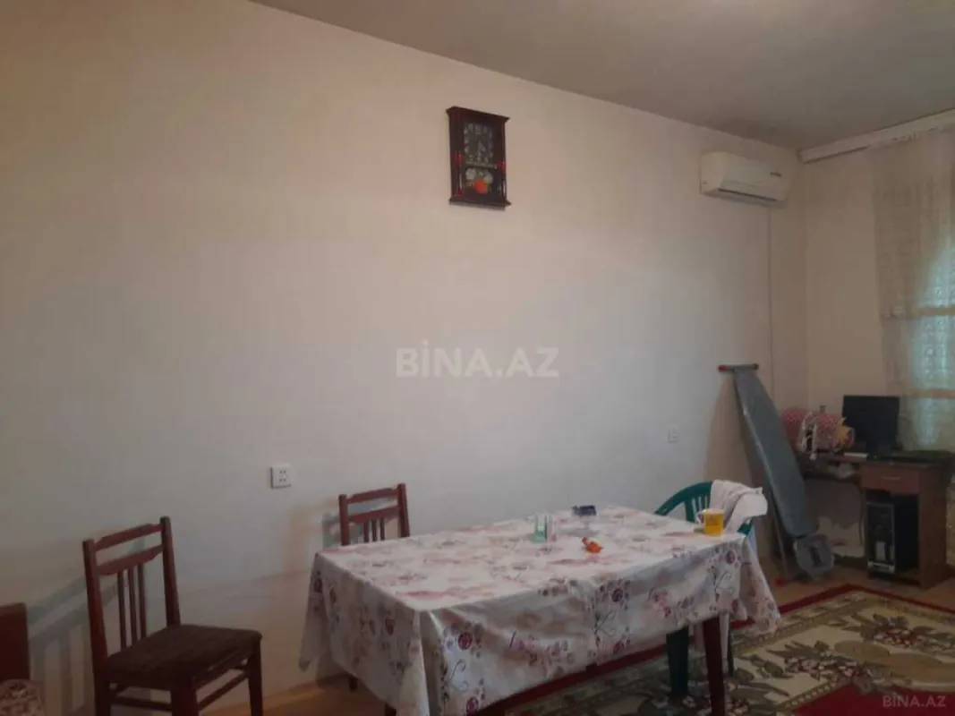 Satılır 6 otaqlı həyət evi 220 m²