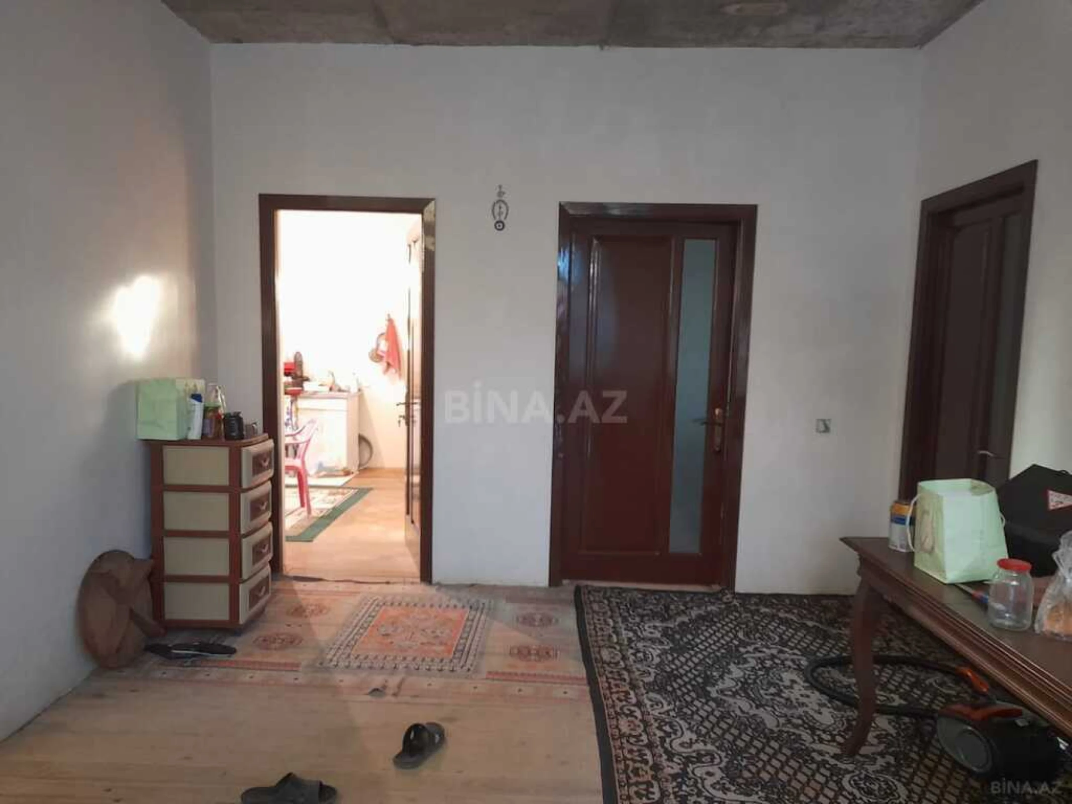 Satılır 6 otaqlı həyət evi 220 m²