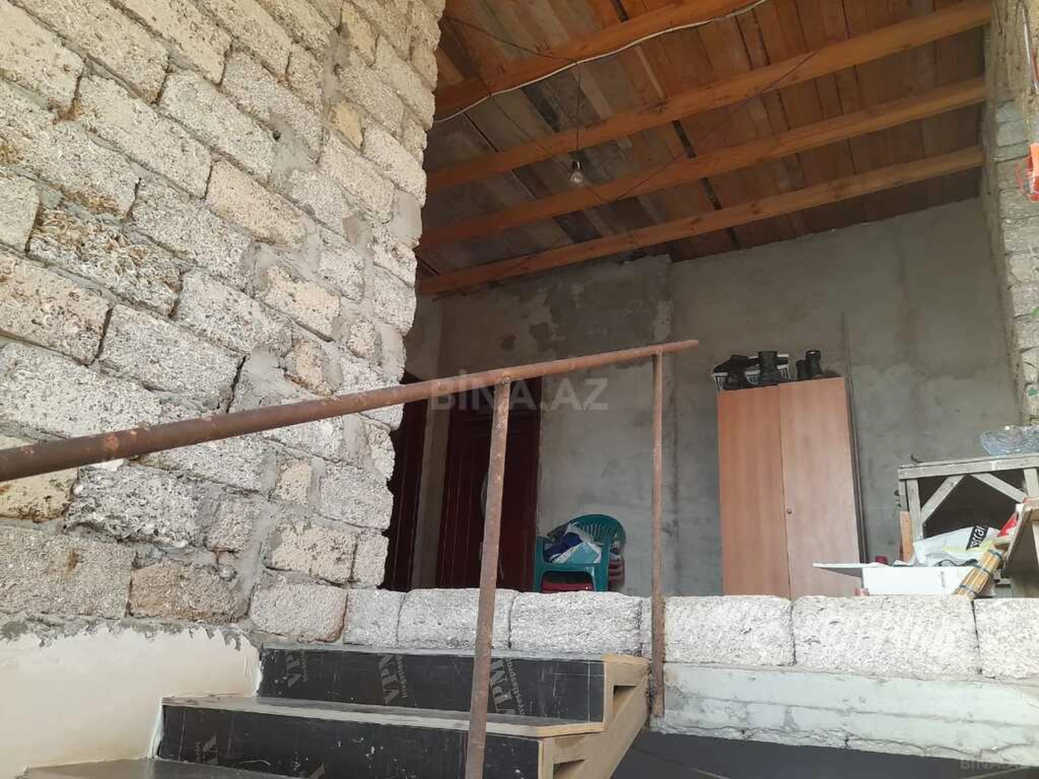 Satılır 6 otaqlı həyət evi 220 m²