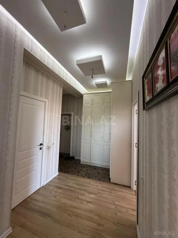 Satılır 2 otaqlı mənzil 80 m²