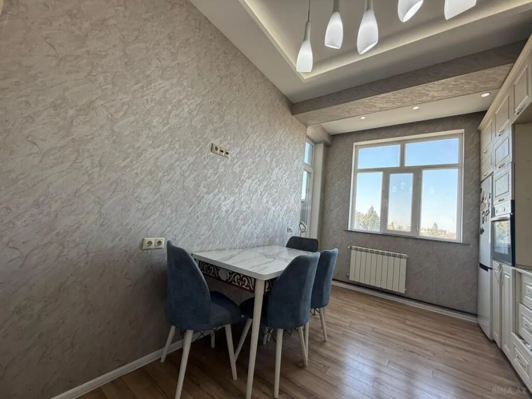 Satılır 2 otaqlı mənzil 80 m²