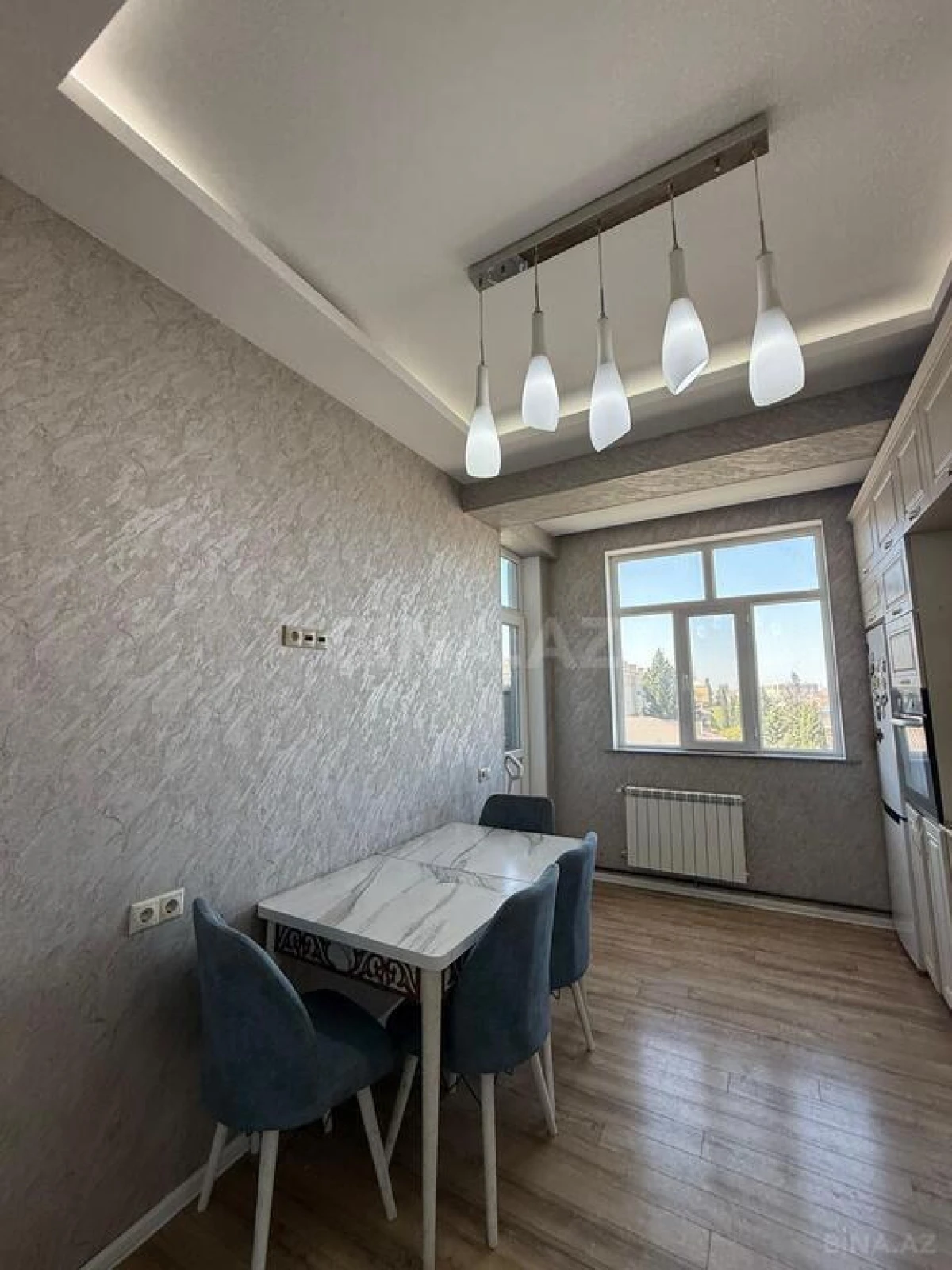 Satılır 2 otaqlı mənzil 80 m²