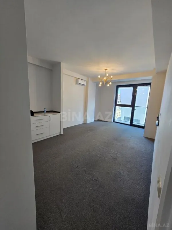 Kirayə verilir 2 otaqlı ofis 65 m²