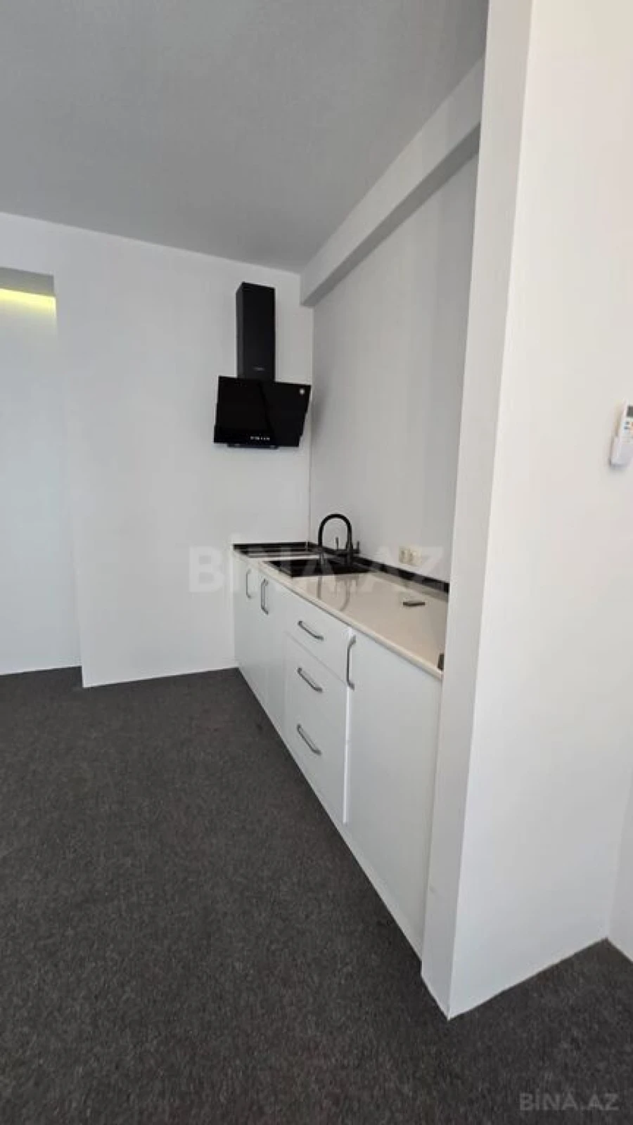 Kirayə verilir 2 otaqlı ofis 65 m²