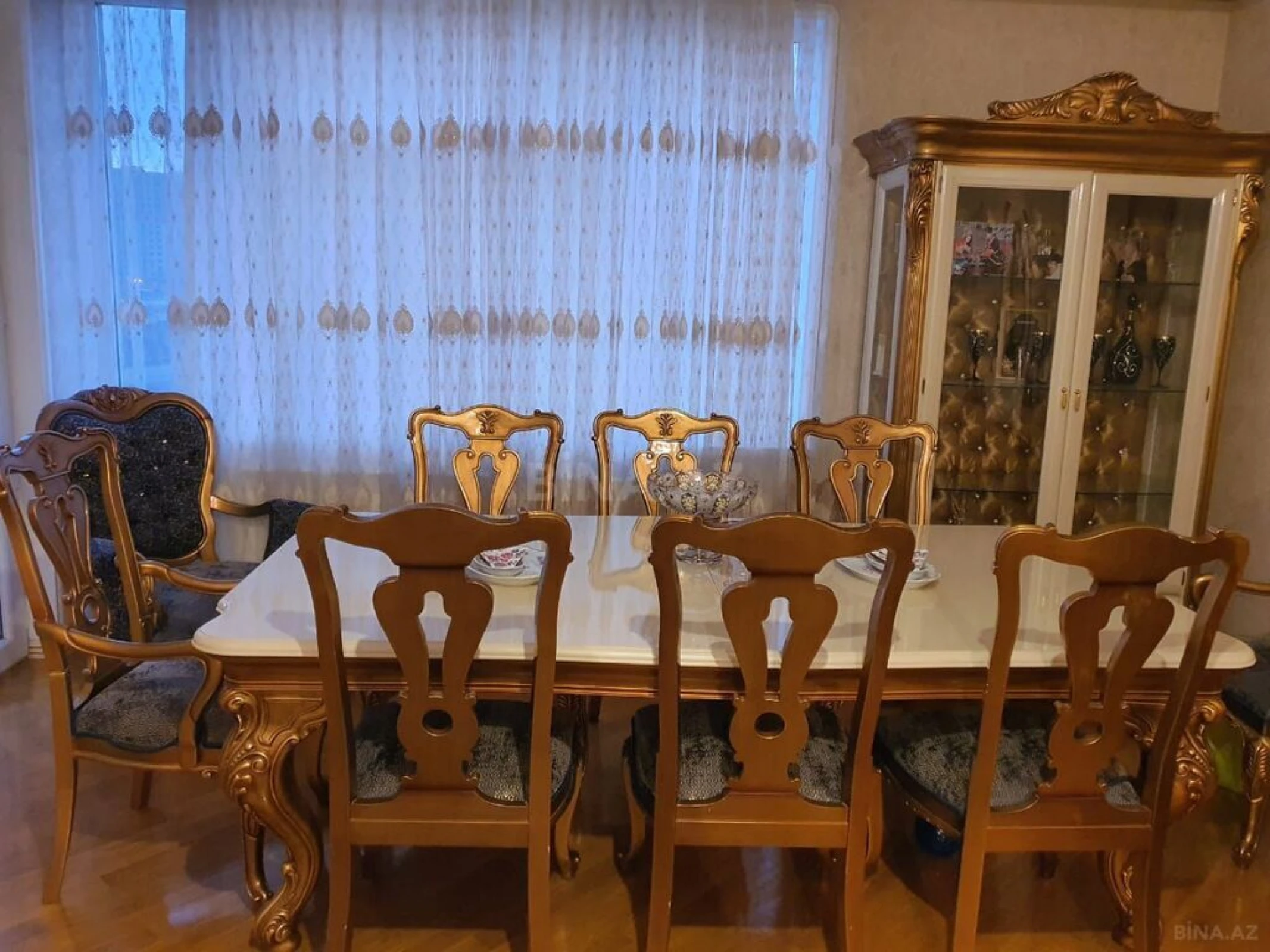 Kirayə verilir 2 otaqlı mənzil 100 m²