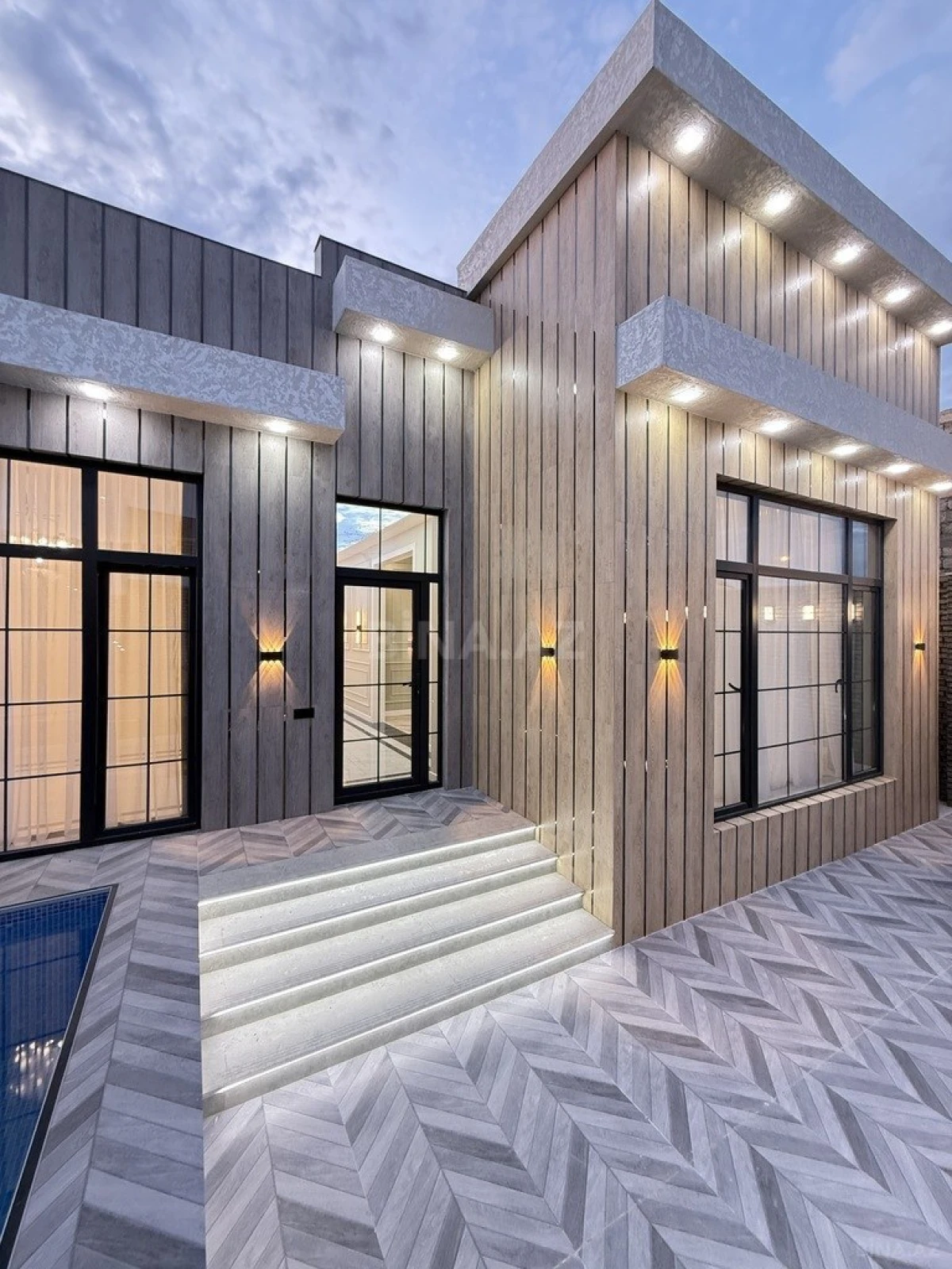 Satılır 4 otaqlı həyət evi 160 m²