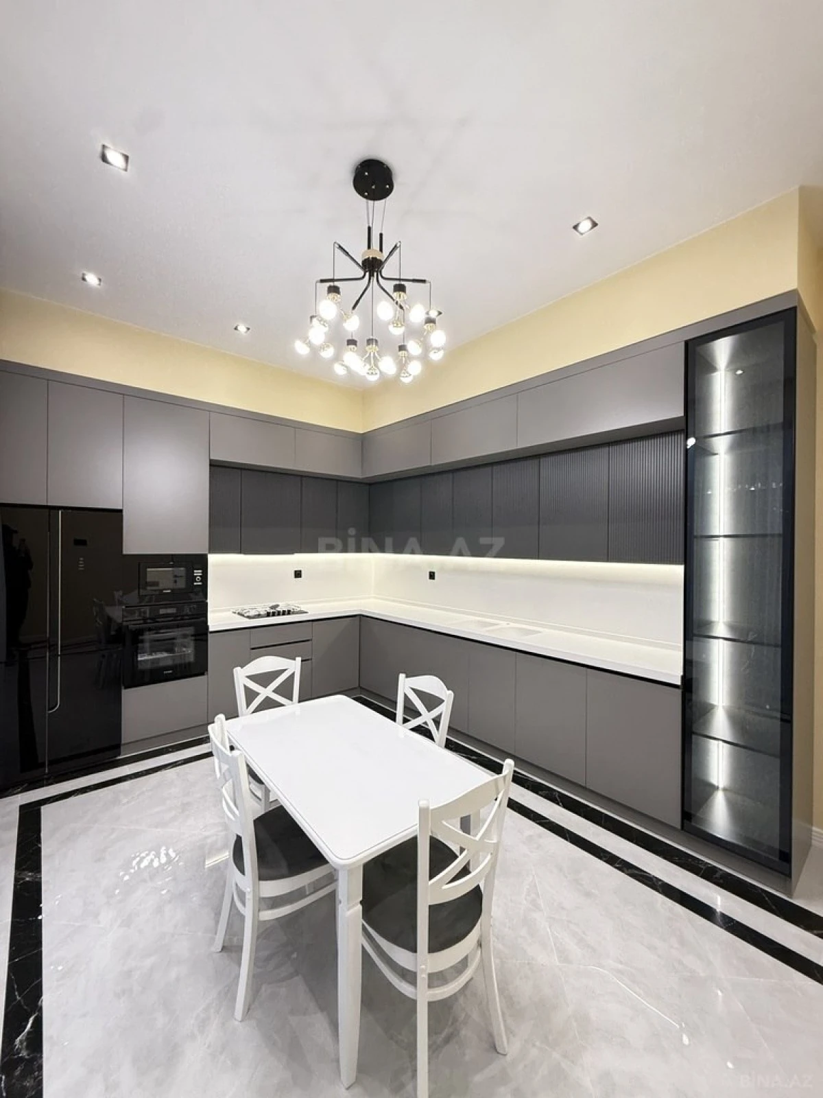 Satılır 4 otaqlı həyət evi 160 m²