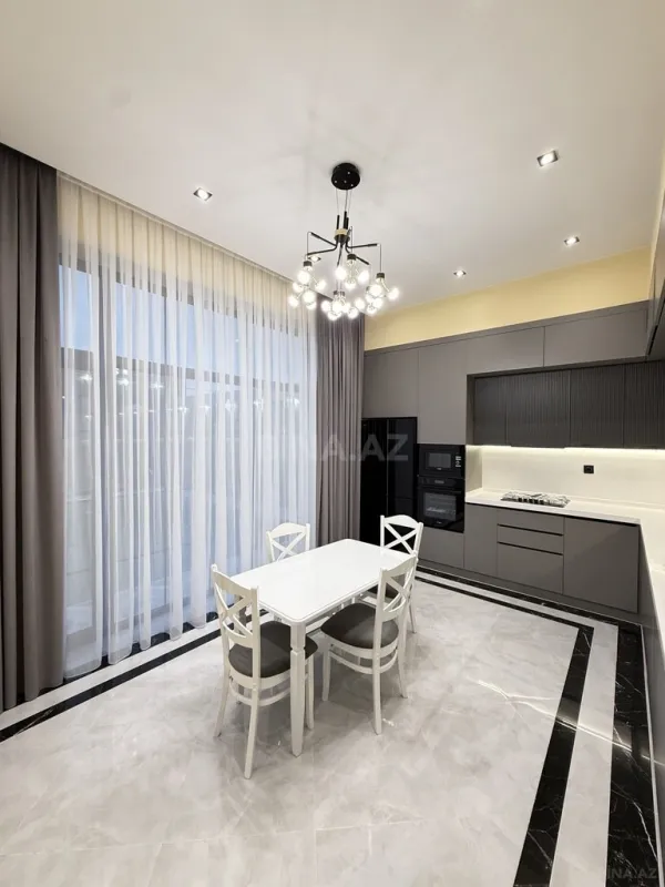 Satılır 4 otaqlı həyət evi 160 m²
