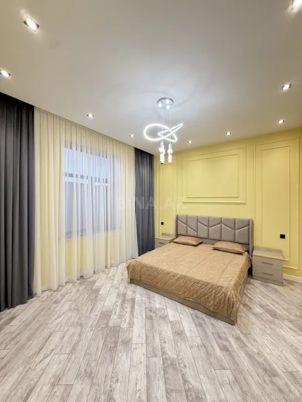 Satılır 4 otaqlı həyət evi 160 m²