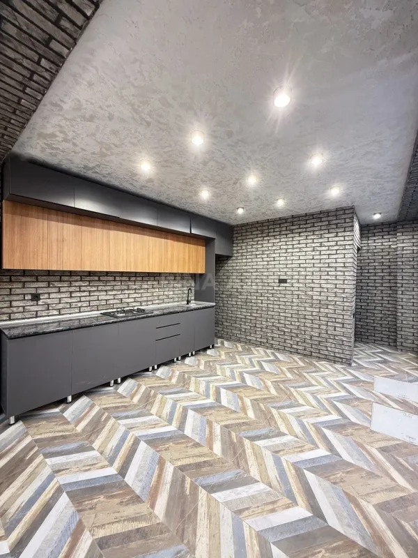 Satılır 4 otaqlı həyət evi 160 m²