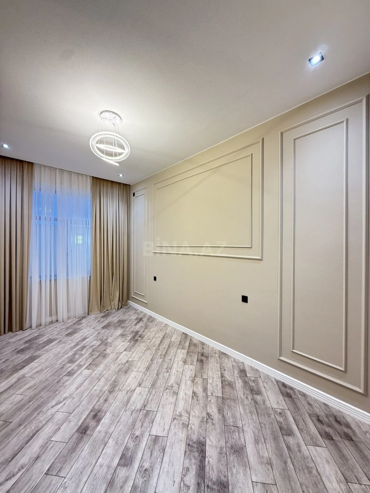 Satılır 4 otaqlı həyət evi 160 m²