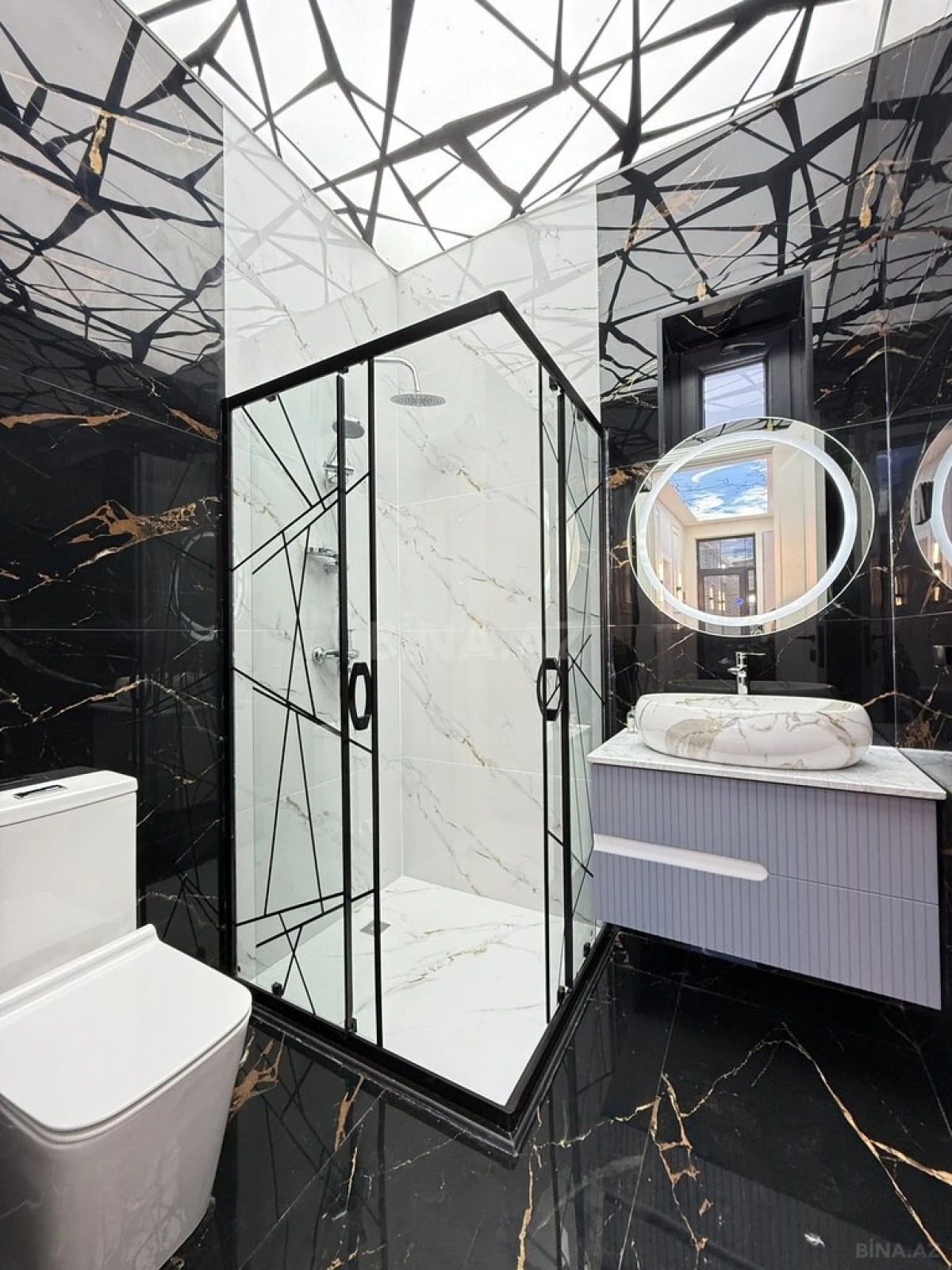 Satılır 4 otaqlı həyət evi 160 m²