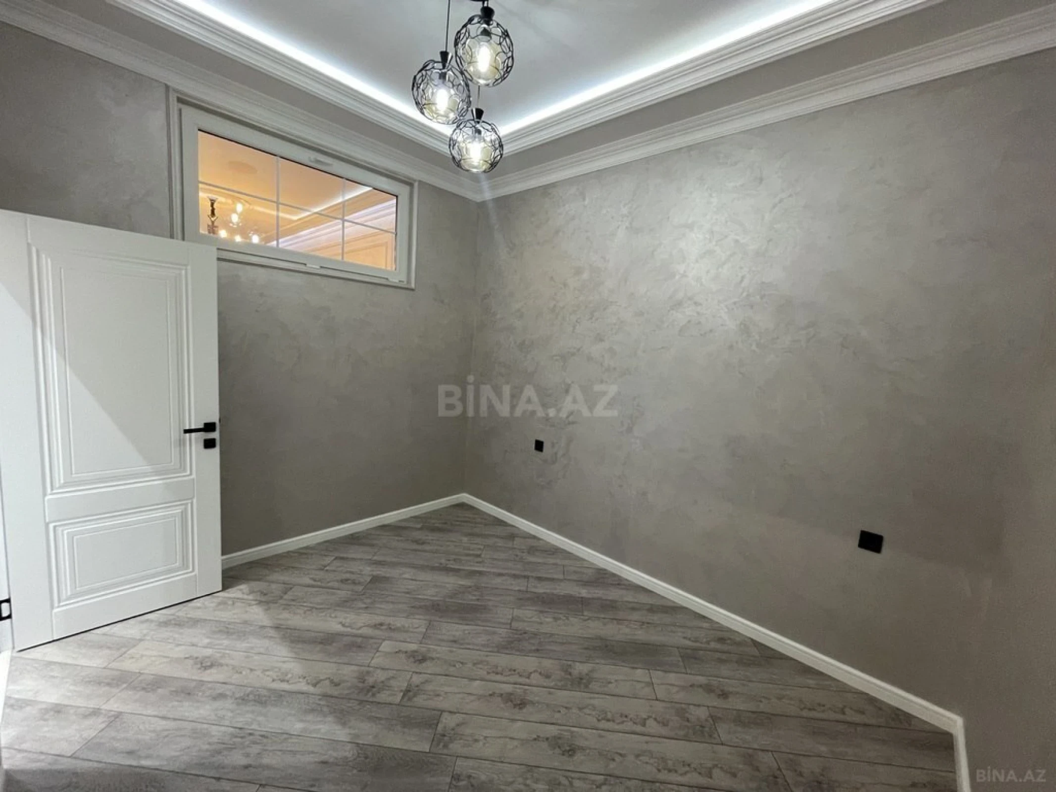 Satılır 3 otaqlı mənzil 64 m²