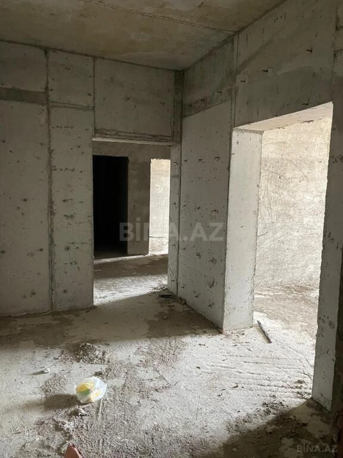 Satılır 3 otaqlı mənzil 99 m²
