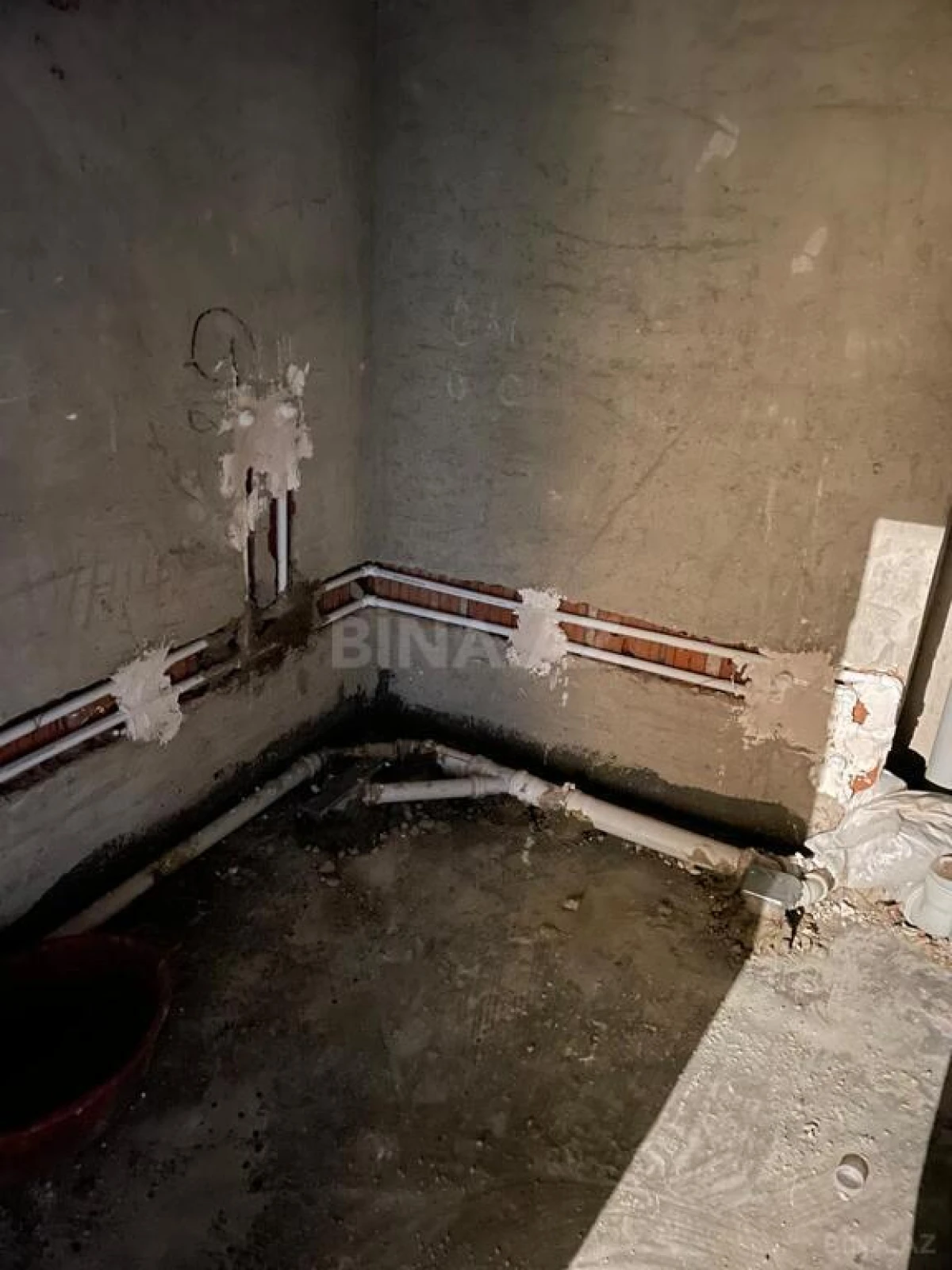 Satılır 3 otaqlı mənzil 99 m²