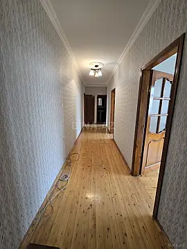 Satılır 3 otaqlı mənzil 57 m²