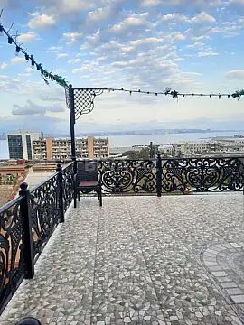 Satılır 3 otaqlı həyət evi 150 m²