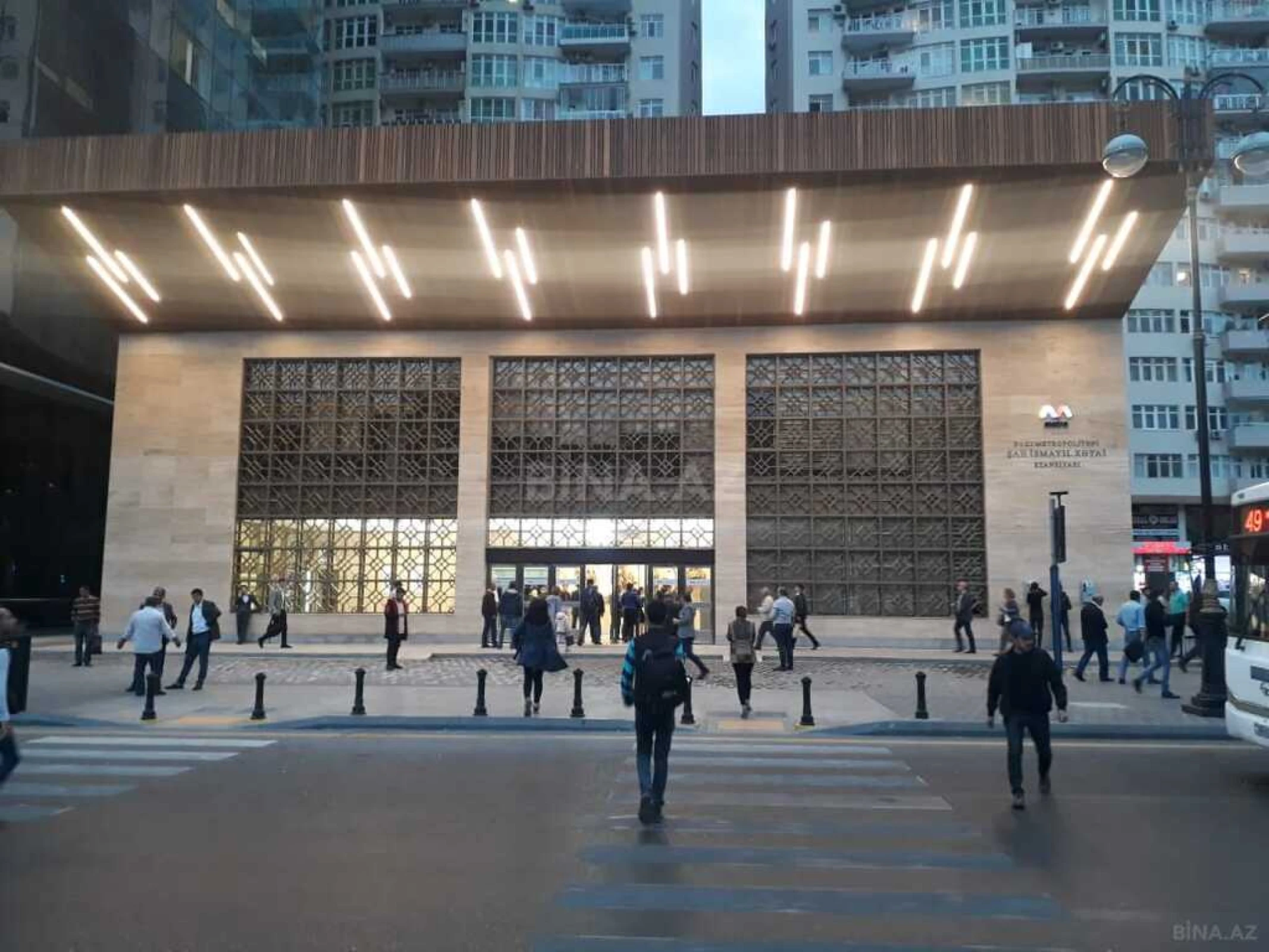 Kirayə verilir 2 otaqlı mənzil 99.5 m²