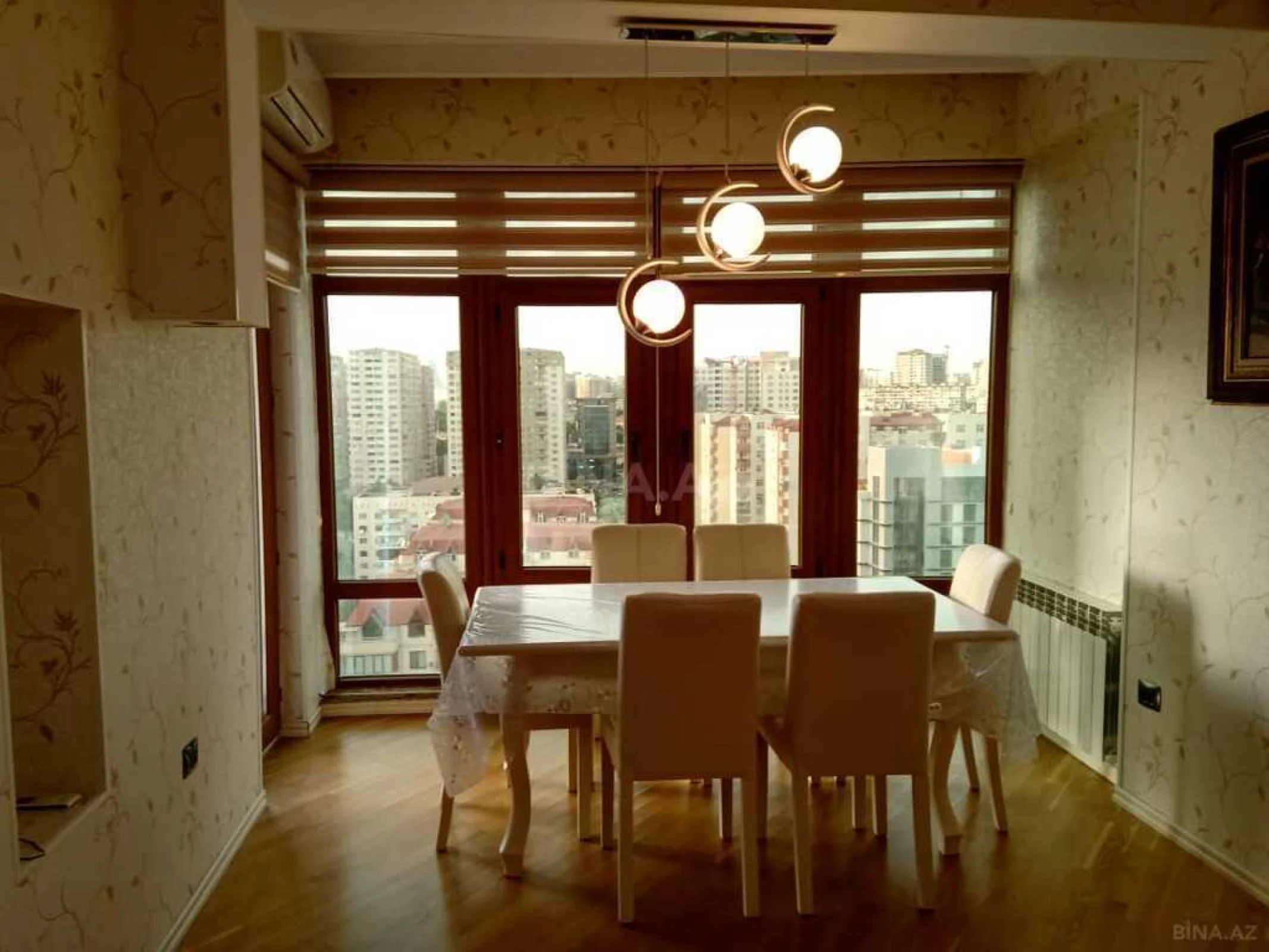 Kirayə verilir 2 otaqlı mənzil 99.5 m²