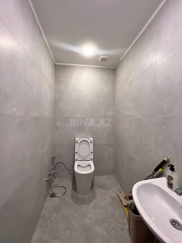 Kirayə verilir 2 otaqlı mənzil 65 m²