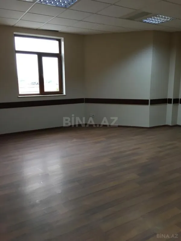 Kirayə verilir 9 otaqlı ofis 300 m²