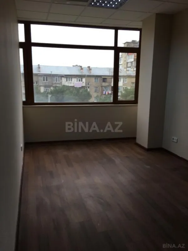 Kirayə verilir 9 otaqlı ofis 300 m²