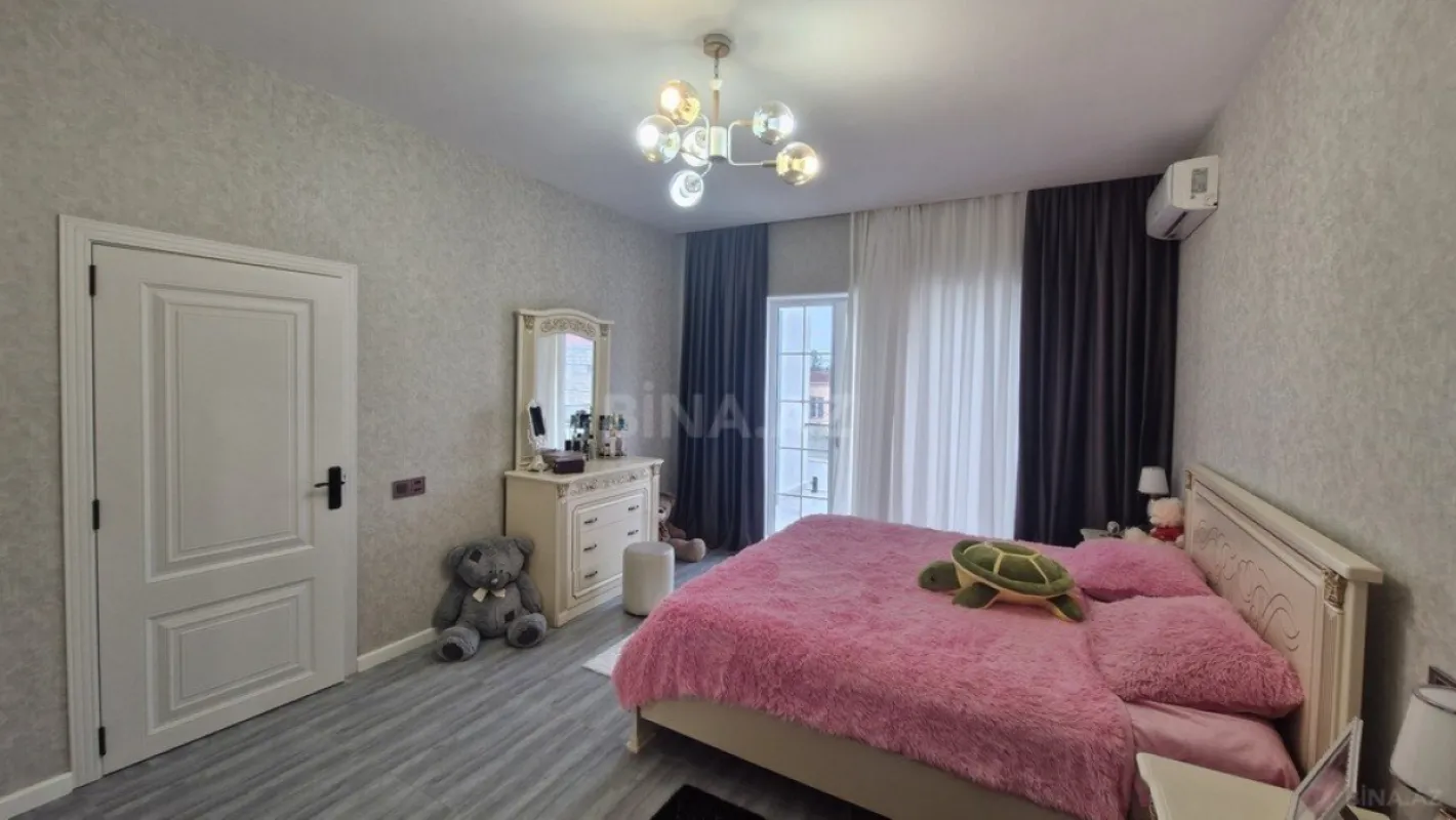 Satılır 5 otaqlı həyət evi 150 m²