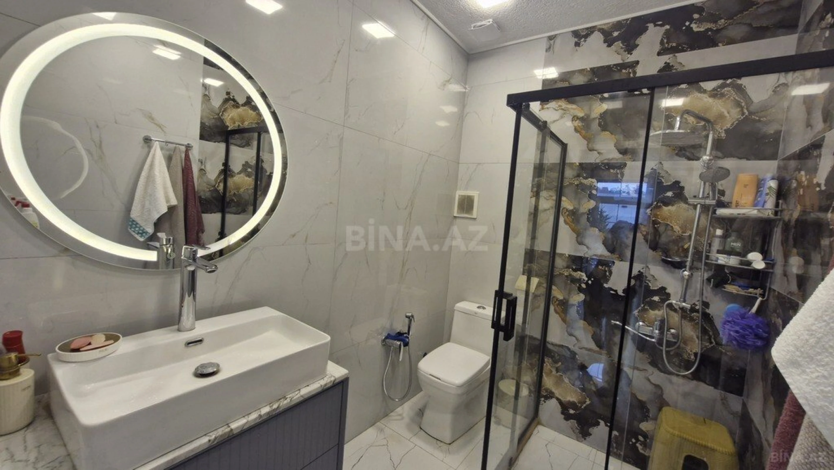 Satılır 5 otaqlı həyət evi 150 m²