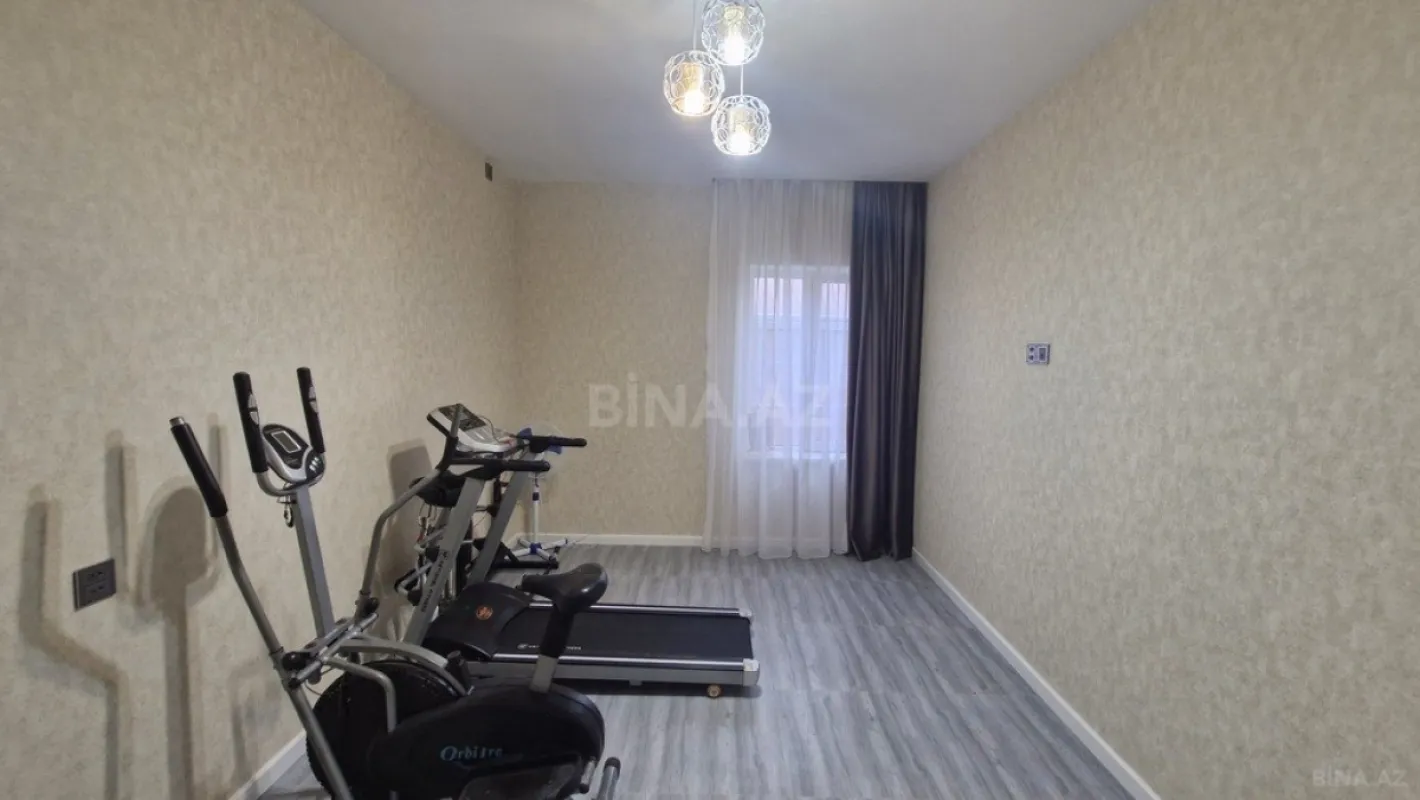 Satılır 5 otaqlı həyət evi 150 m²