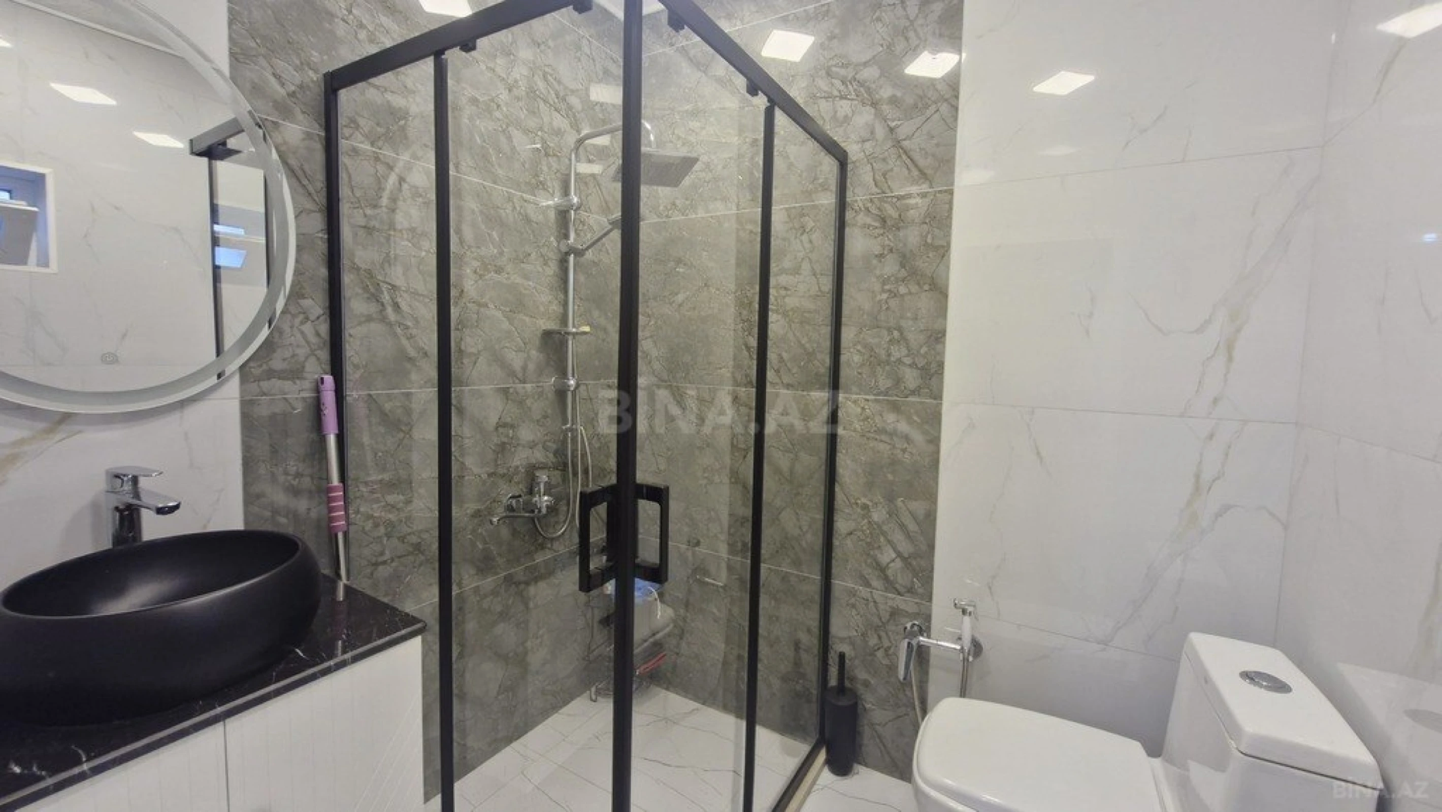 Satılır 5 otaqlı həyət evi 150 m²