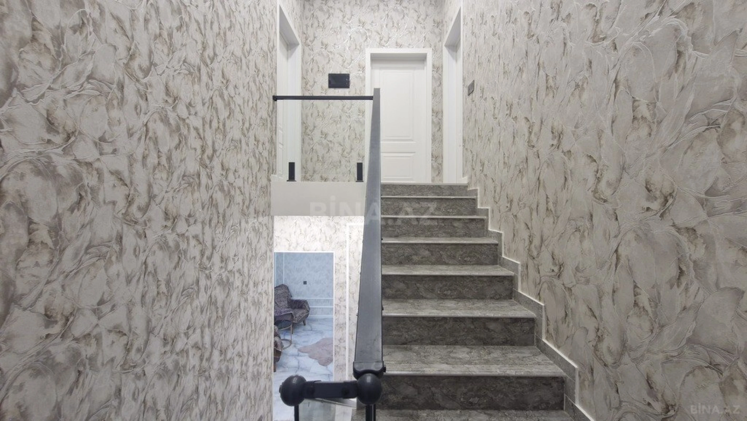 Satılır 5 otaqlı həyət evi 150 m²