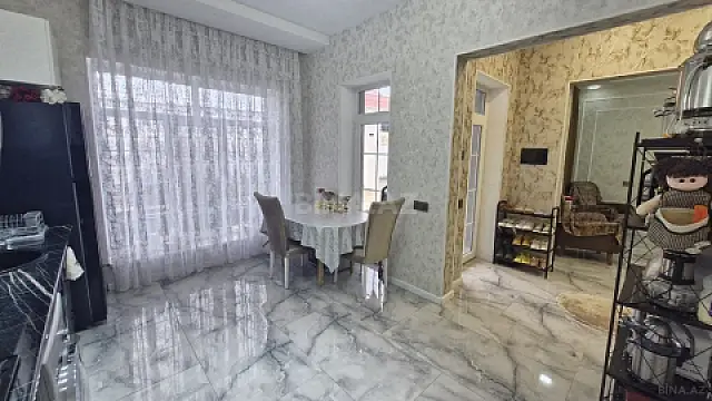Satılır 5 otaqlı həyət evi 150 m²