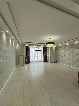 Satılır 5 otaqlı mənzil 285 m²