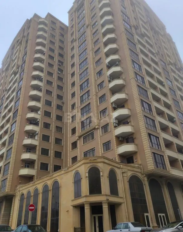 Kirayə verilir 2 otaqlı mənzil 85 m²