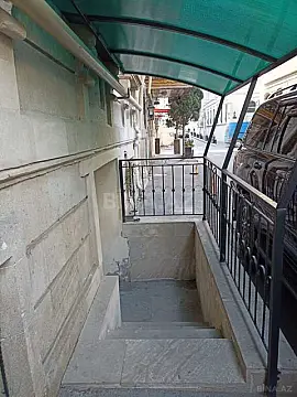 Kirayə verilir obyekt 210 m²