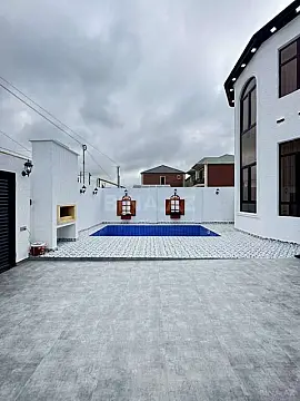 Satılır 5 otaqlı həyət evi 210 m²