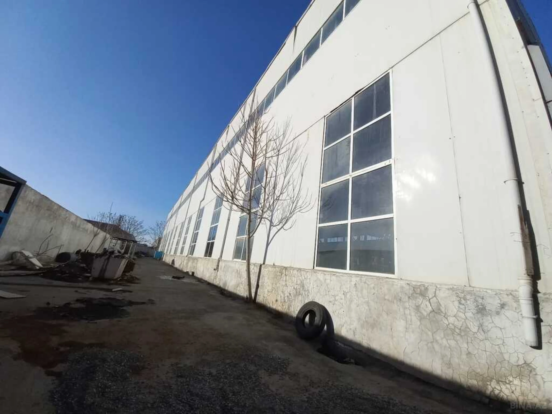 Satılır obyekt 3500 m²