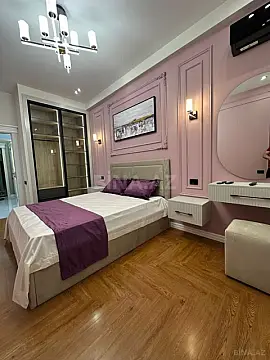 Satılır 2 otaqlı mənzil 68 m²