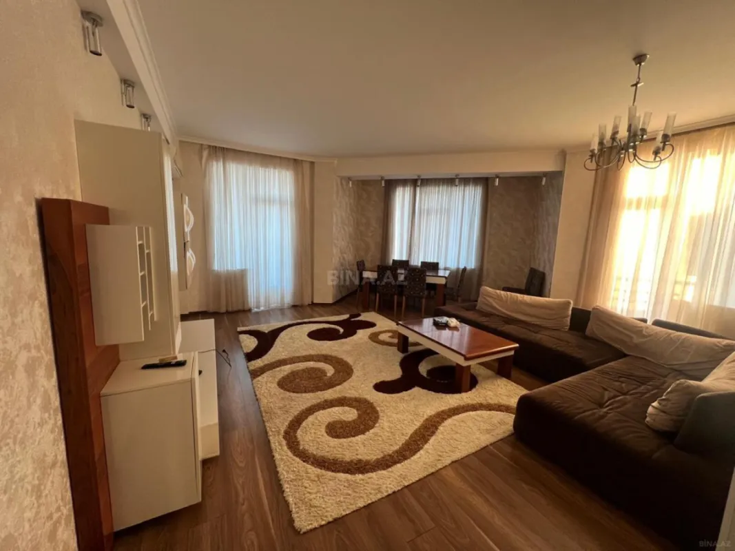 Kirayə verilir 3 otaqlı mənzil 100 m²