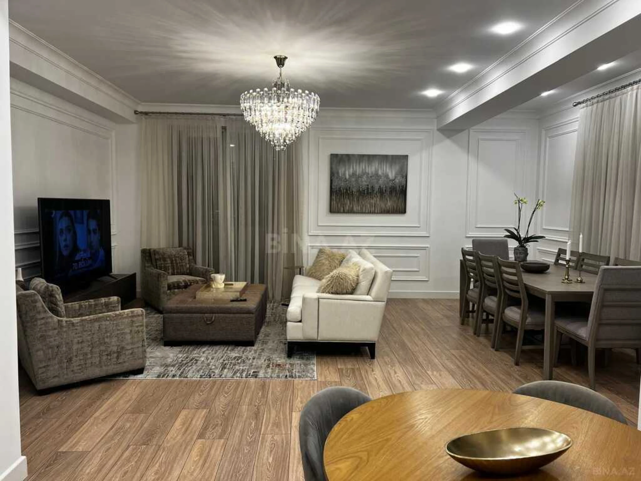 Satılır 3 otaqlı mənzil 130.5 m²