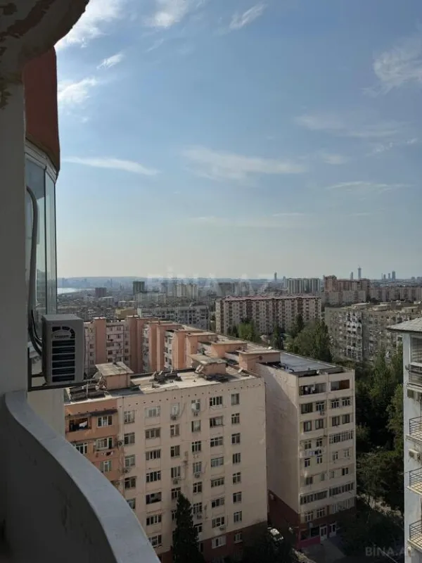 Satılır 3 otaqlı mənzil 120 m²