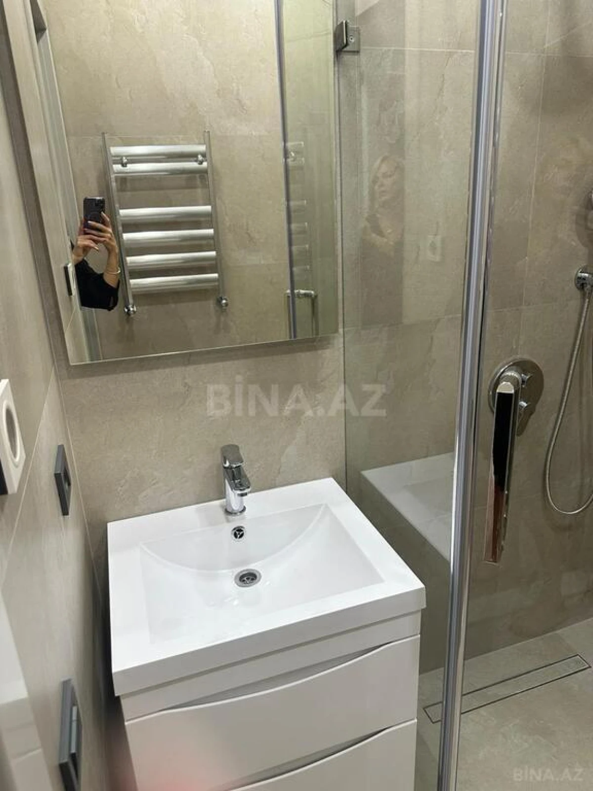 Kirayə verilir 3 otaqlı mənzil 95 m²