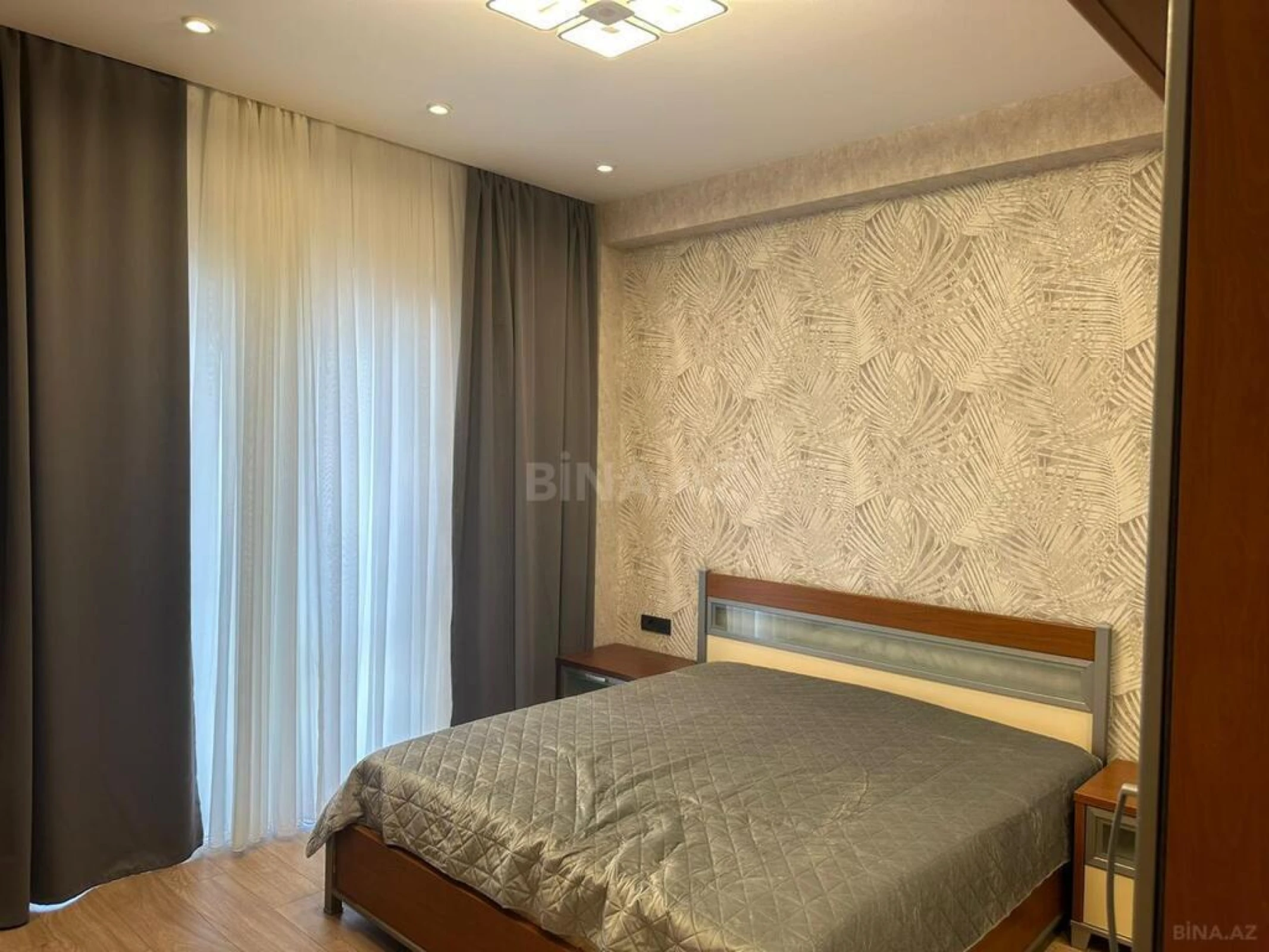 Kirayə verilir 3 otaqlı mənzil 95 m²