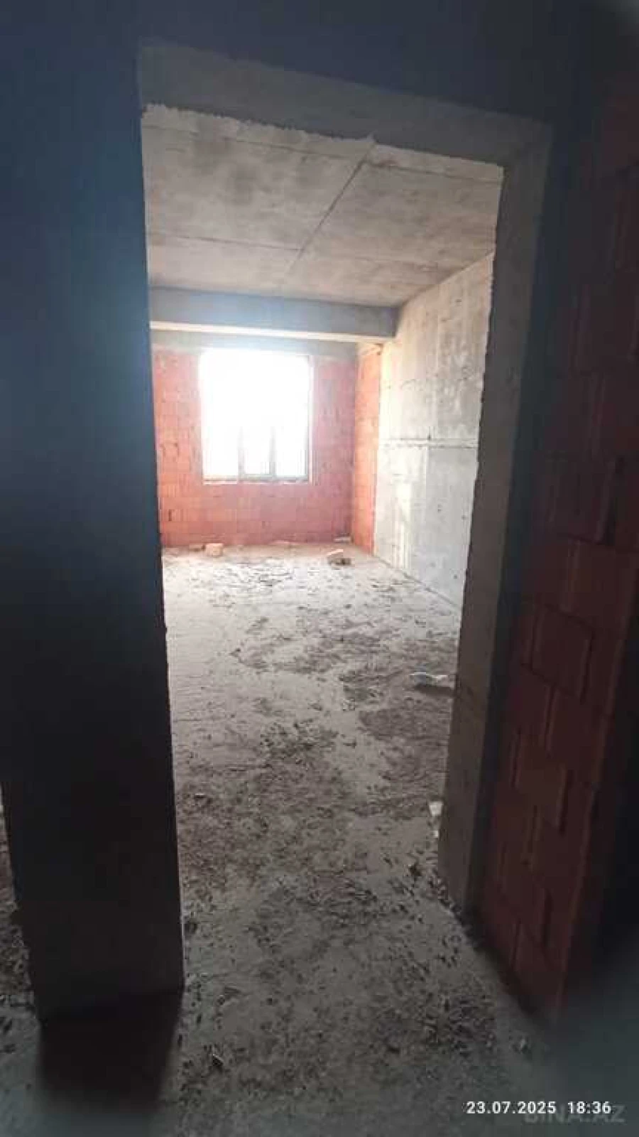 Satılır 2 otaqlı mənzil 65 m²