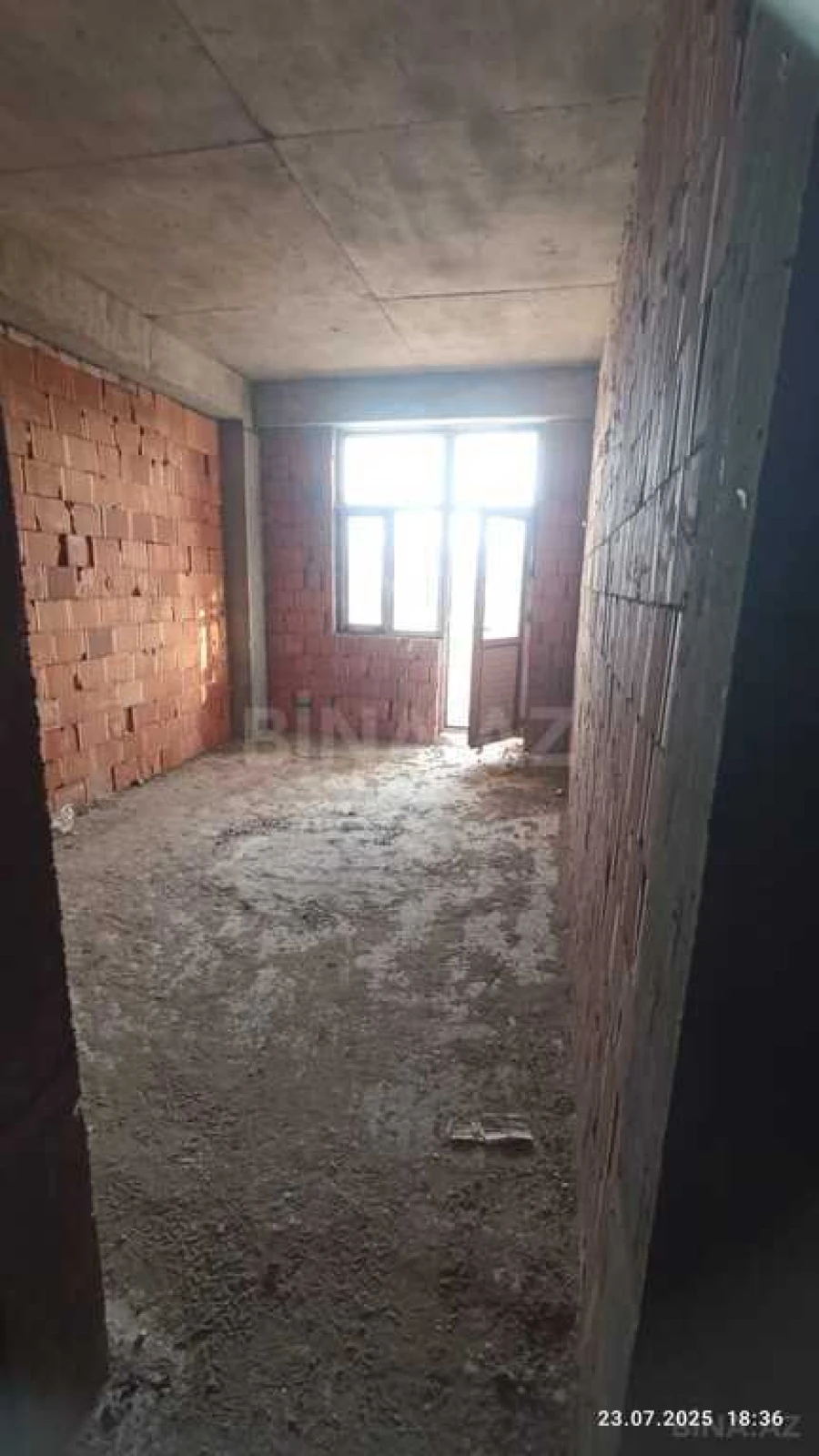 Satılır 2 otaqlı mənzil 65 m²